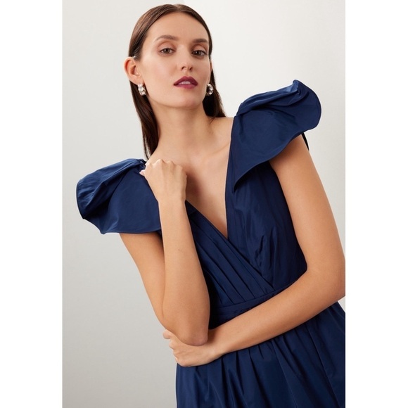 MARCHESA Navy Taffeta Ruffled Shoulder V-Neck Ruched Waist Low Back Ball Gown 4 - Picture 3 of 13